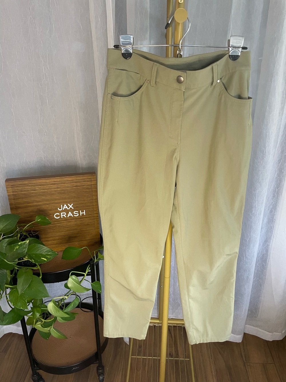 lululemon athletica Olive Green High-Rise Pants